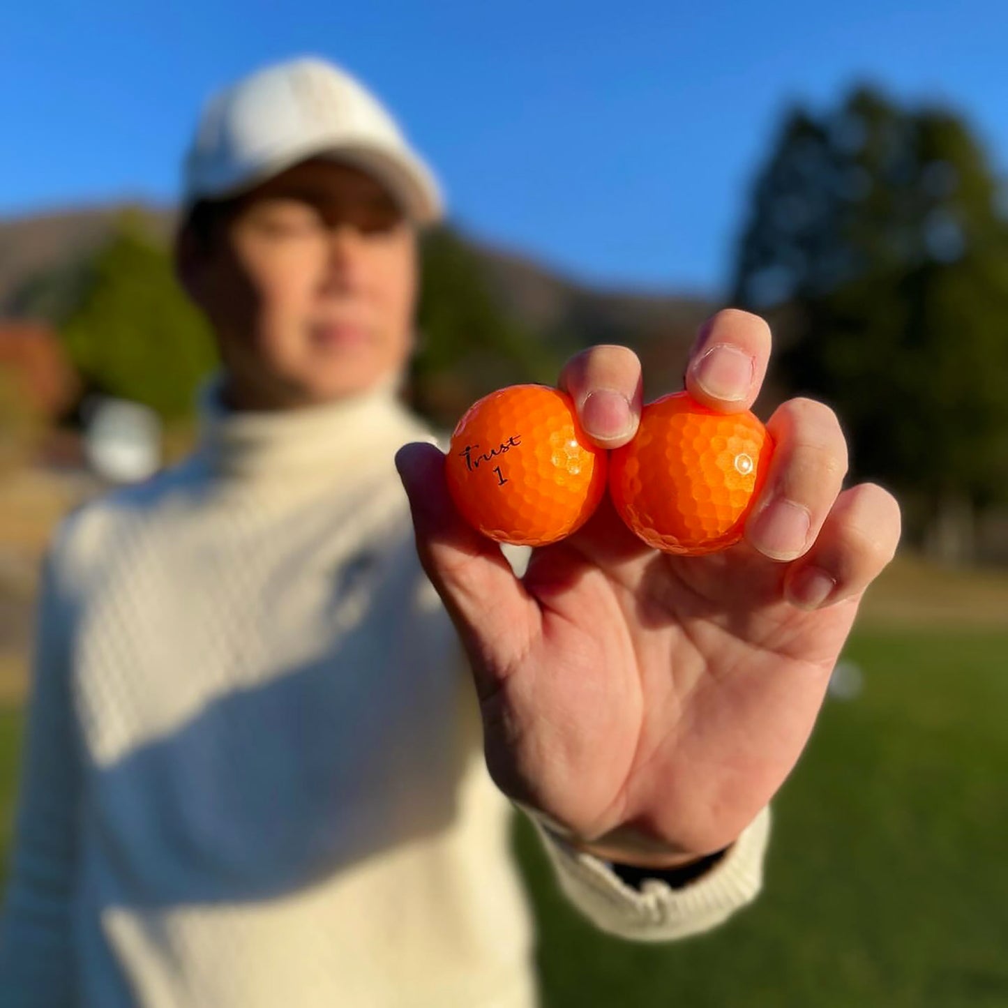 Trust Golfbälle Aurora Orange - Auffällige Golfbälle, Kristall-Urethan, 12 Bälle