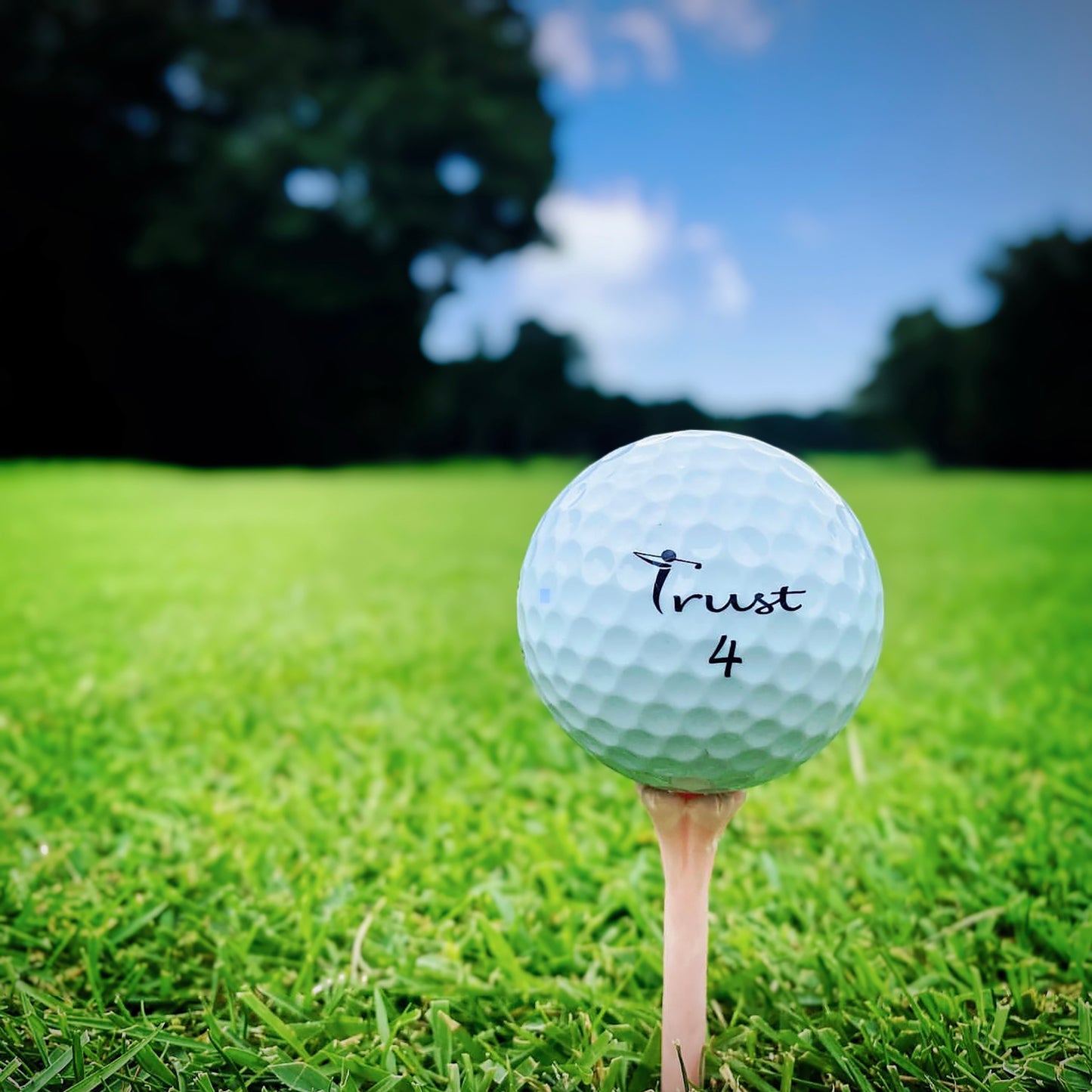 Trust Golfbälle Panther Weiß – Urethan, weiches Schlaggefühl, optimale Kombination aus Weite & Spin-Kontrolle, 12 Bälle